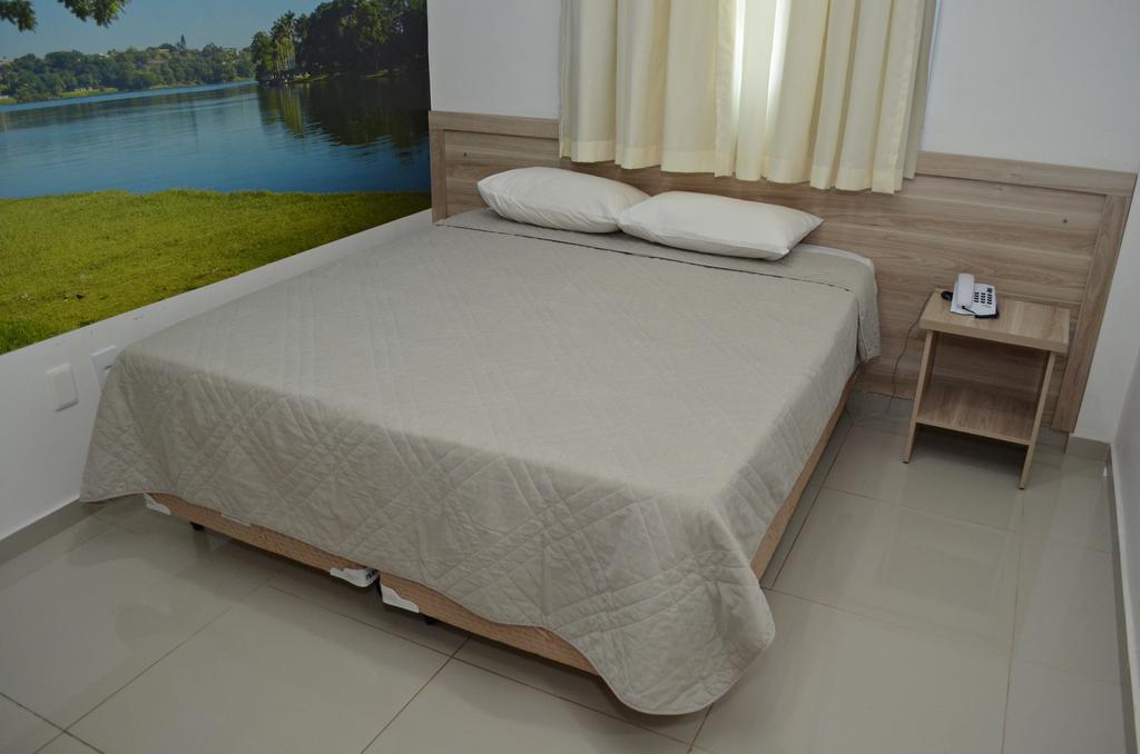 Hotel Grande Minas Vespasiano Habitación foto